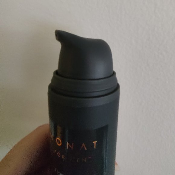 Essential Face Moisturizer for Men by Monat - Picture 4 of 4